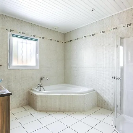 Maison Avec Piscine Pour 6 Personnes