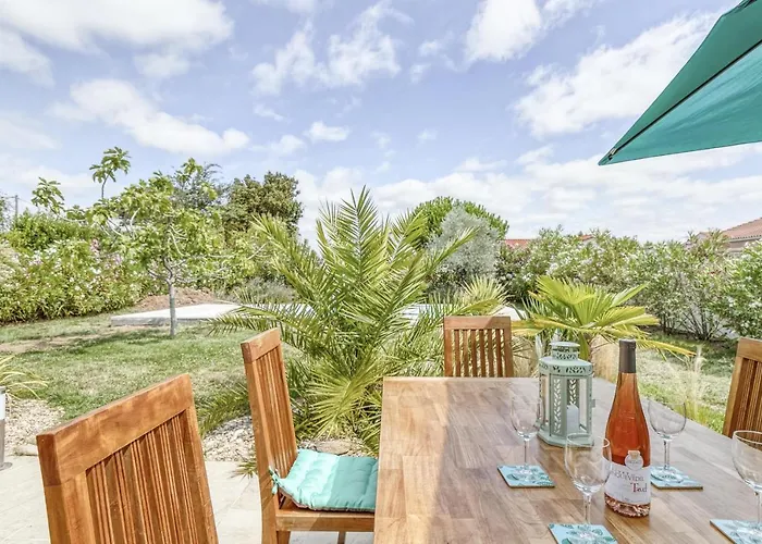 Semesterbostad Maison Avec Piscine Pour 6 Personnes Les Sables-dʼOlonne