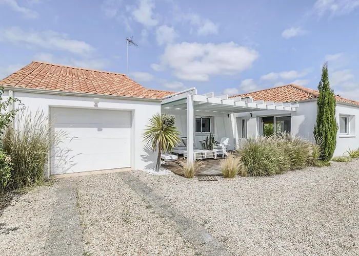 Semesterbostad Maison Avec Piscine Pour 6 Personnes Les Sables-dʼOlonne