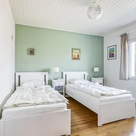 Maison Avec Piscine Pour 6 Personnes Сasa de vacaciones *